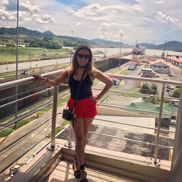 Meet your Posher, Rose - Picture 1 of 1